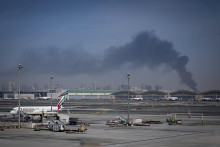 Medzin&aacute;rodn&eacute; letisko v Dubaji. FOTO: AP/Altaf Qadri