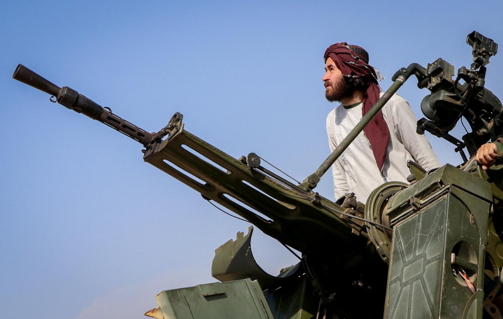 Bojovn&iacute;k Talibanu. FOTO: Reuters
