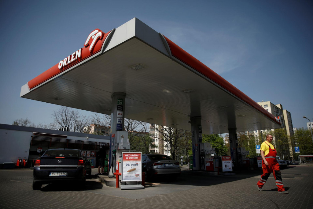 Čerpacia stanica spoločnosti PKN Orlen, najv&auml;č&scaron;ej poľskej rafin&eacute;rie ropy. FOTO: Reuters