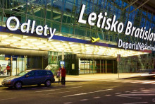 Letisko M. R. &Scaron;tef&aacute;nika v Bratislave. FOTO: dreamstime