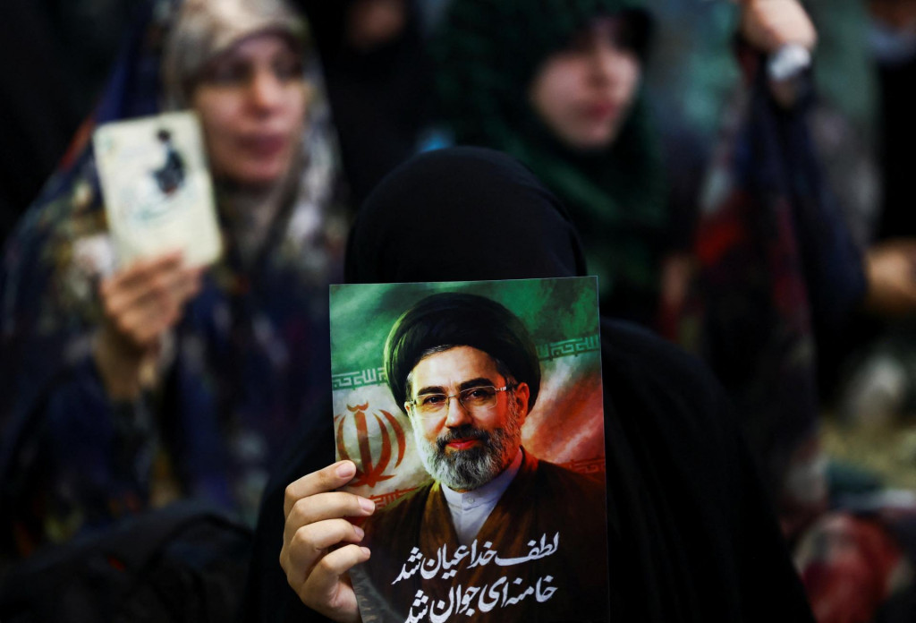 Ir&aacute;n pl&aacute;nuje ďal&scaron;ie vojensk&eacute; &uacute;toky. FOTO: Reuters