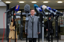 Slovinsk&yacute; premi&eacute;r Robert Golob. FOTO: Reuters