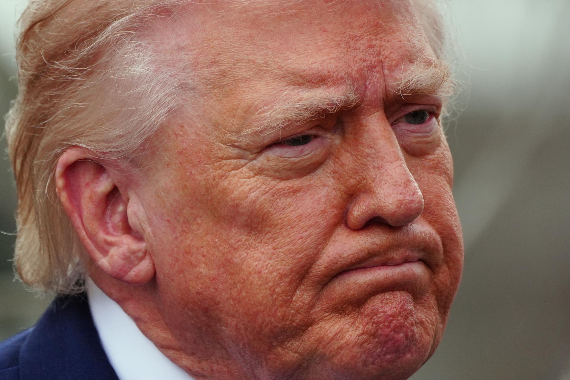 Trump ozn&aacute;mil nasadenie agentov ICE na letisk&aacute;ch v USA