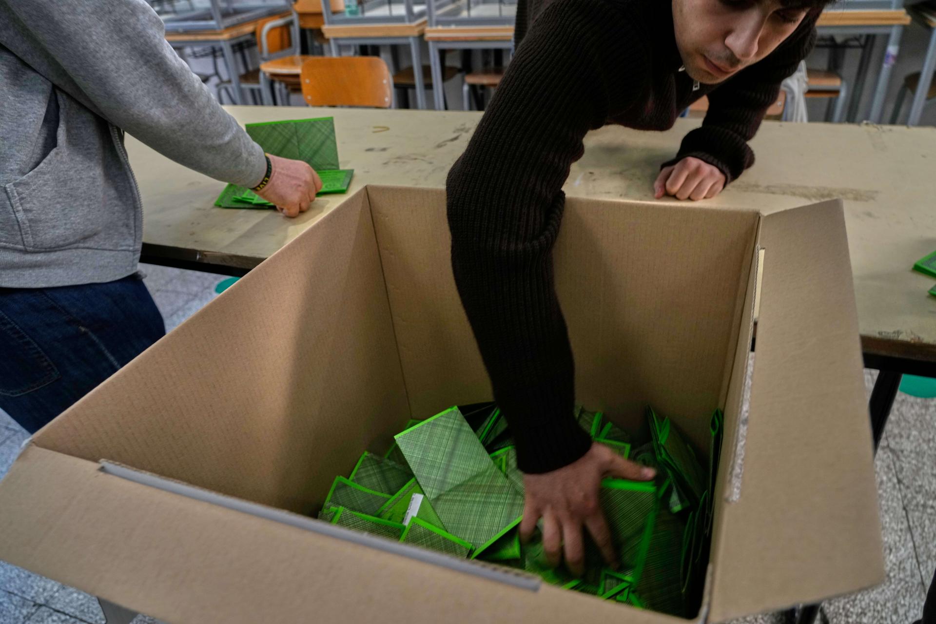 Výsledok referenda o reforme súdnictva v Taliansku bude tesný, ukazujú exit polly