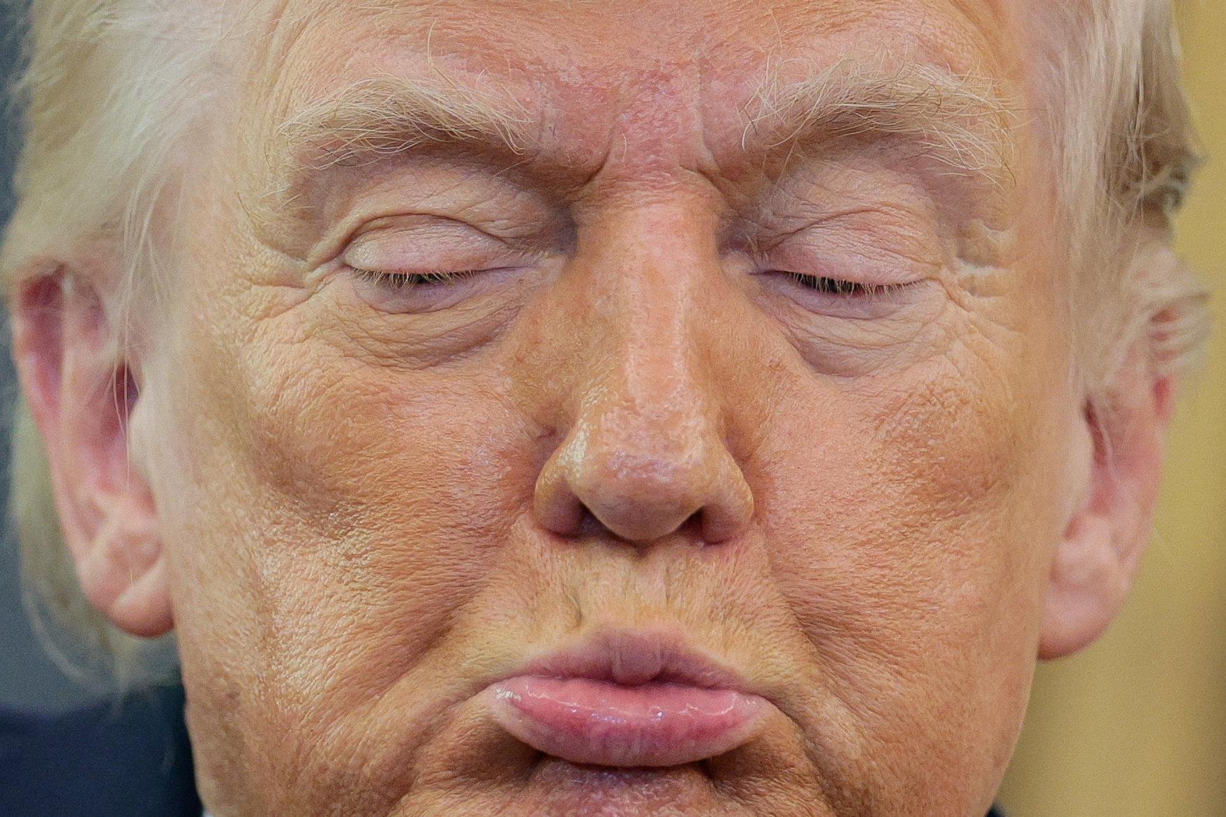 S Iránom rokujeme, chce s nami uzavrieť dohodu. Uvidíme ako to dopadne, vyhlásil Trump