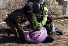 Vl&aacute;da prezidenta Donalda Trump spustila v decembri oper&aacute;ciu Metro Surge. V jej r&aacute;mci vyslala tis&iacute;cky feder&aacute;lnych agentov do Minnesoty v snahe tvrdo zasiahnuť proti neleg&aacute;lnym migrantom. FOTO: REUTERS
