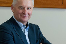 Miroslav Kundr&iacute;k, člen Prez&iacute;dia AZZZ SR a prezident AVS. FOTO: AZZZ