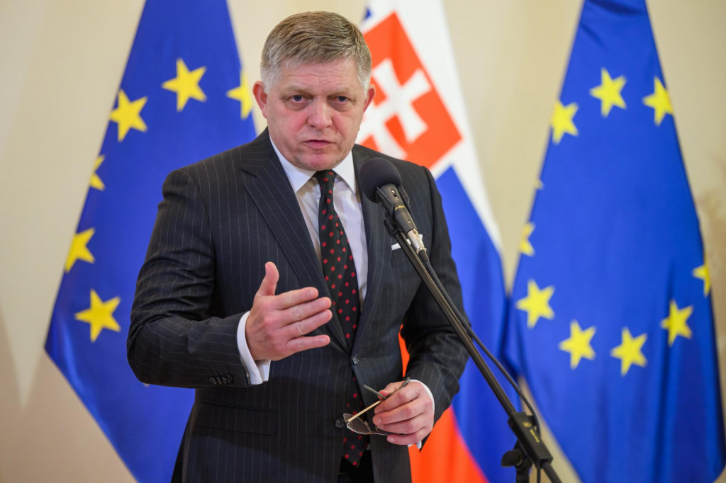 Predseda vl&aacute;dy Robert Fico (Smer-SD). FOTO: TASR