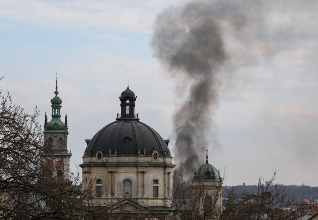 &rdquo;V takom veľkom rozsahu je to v podstate prv&yacute;kr&aacute;t. Nepam&auml;t&aacute;m sa na tak&eacute;to denn&eacute; &uacute;toky s tak&yacute;m počtom dronov,&rdquo; uviedol hovorca ukrajinsk&eacute;ho letectva. FOTO: REUTERS