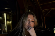 Z Laury je už dospel&aacute; žena.