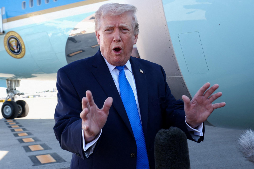 Donald Trump hor&iacute;, že Američania vojnu v Ir&aacute;ne vyhrali. FOTO: Reuters