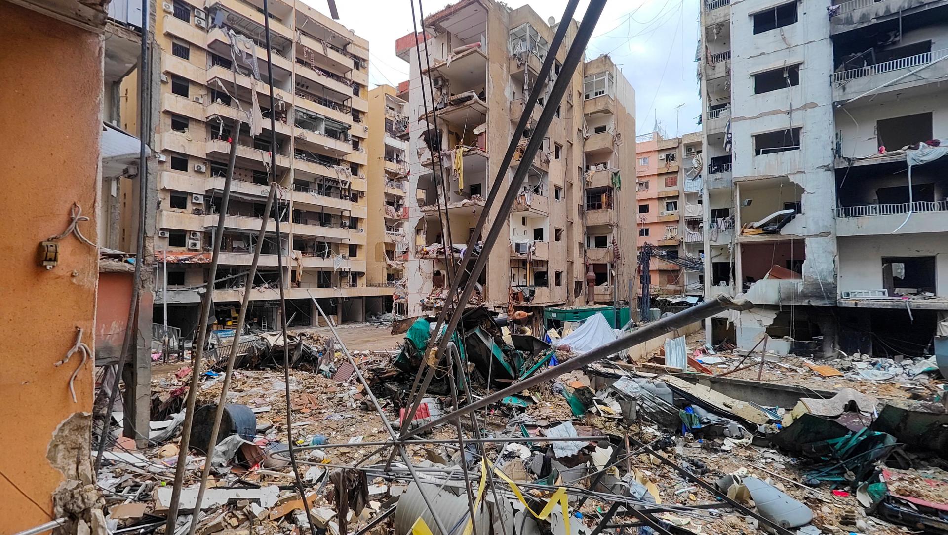 Izrael v noci útočil na Bejrút a Teherán, Irán udrel naprieč Perzským zálivom