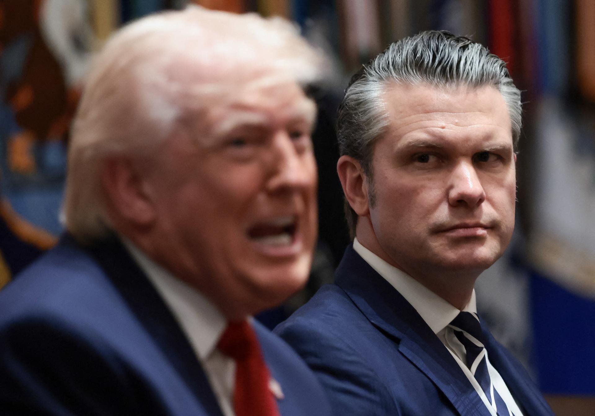 Príprava na "záverečný úder". USA zvažujú na Blízky východ vyslať 10-tisíc vojakov, píše Wall Street Journal