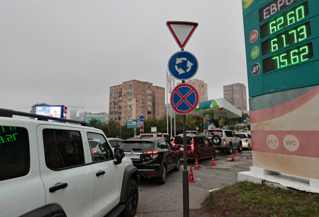 Z&aacute;kaz bude platiť do konca j&uacute;la. FOTO: REUTERS