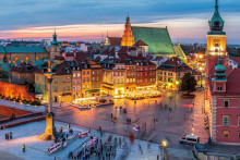 Var&scaron;ava, Poľsko