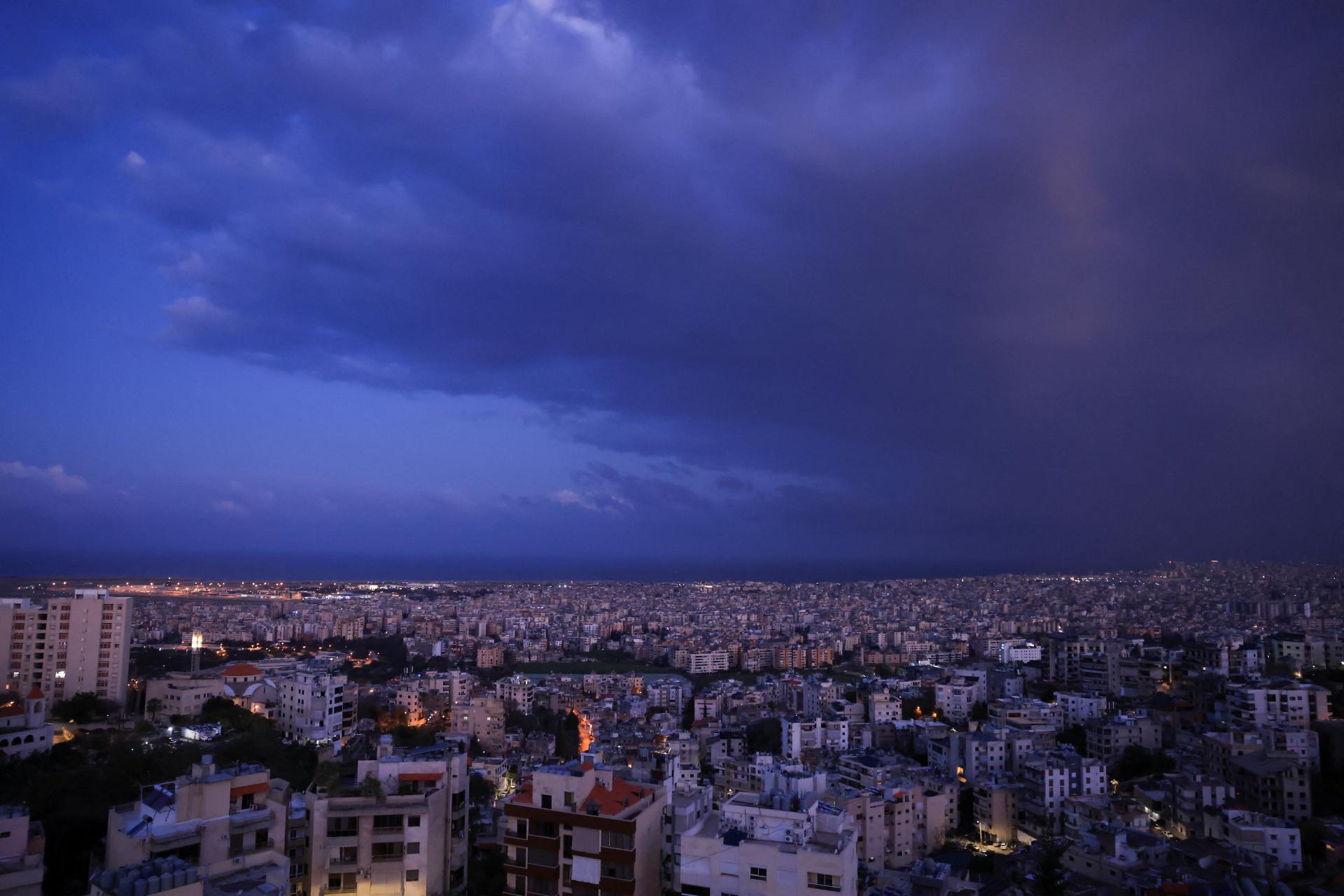Temné mračná sú už aj nad Slovenskom. Ropný šok mení všetko