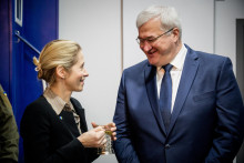 Ukrajinsk&yacute; minister zahraničn&yacute;ch vec&iacute; Andrii Sybiha a vysok&aacute; predstaviteľka Eur&oacute;pskej &uacute;nie pre zahraničn&eacute; veci a bezpečnostn&uacute; politiku Kaja Kallasov&aacute;. FOTO: Reuters/Ministerstvo zahraničn&yacute;ch vec&iacute; Ukrajiny