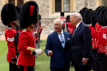 Americk&yacute; prezident Donald Trump a britsk&yacute; kr&aacute;ľ Karol III. FOTO: Reuters