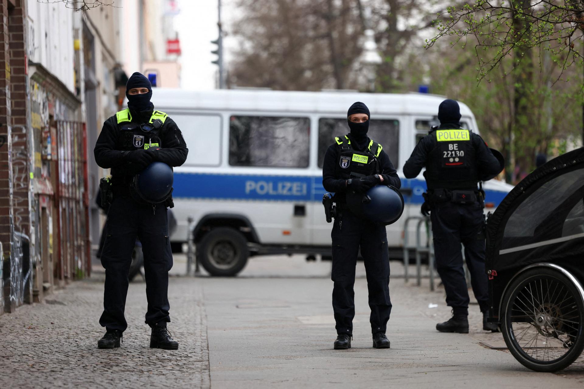 V Nemecku obvinili muža, ktorý sa na darknete vyhrážal politikom smrťou