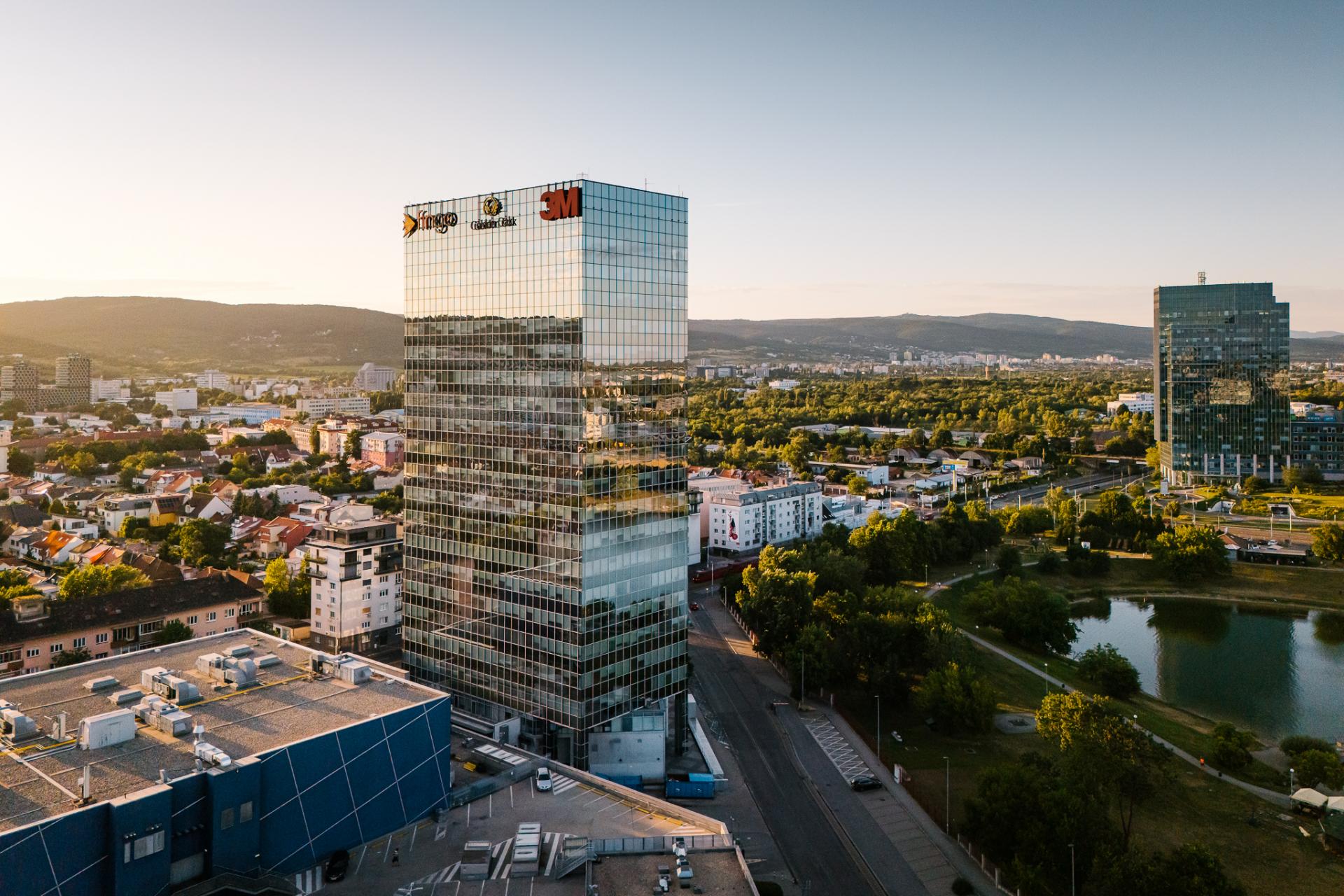 Prečo sú kancelárske budovy stabilnou súčasťou portfólia