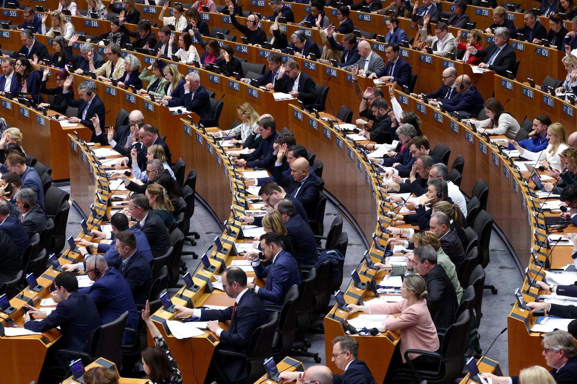 Francúzsku europoslankyňu zadržali pre ospravedlňovanie terorizmu a držbu drog