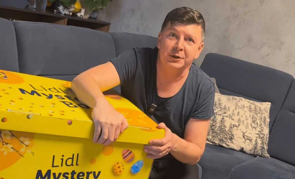 Andrej Bičan so svojim Mystery boxom od Lidl