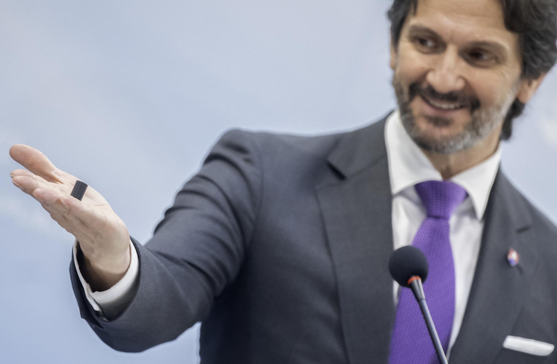 Ministerstvo obrany podpísalo zmluvu na autorýpadlá za vyše päť miliónov eur bez DPH