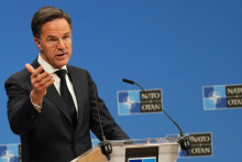 Na sn&iacute;mke gener&aacute;lny tajomn&iacute;k NATO Mark Rutte. FOTO: TASR/AP