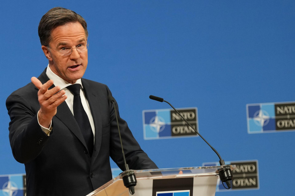 Na sn&iacute;mke gener&aacute;lny tajomn&iacute;k NATO Mark Rutte. FOTO: TASR/AP