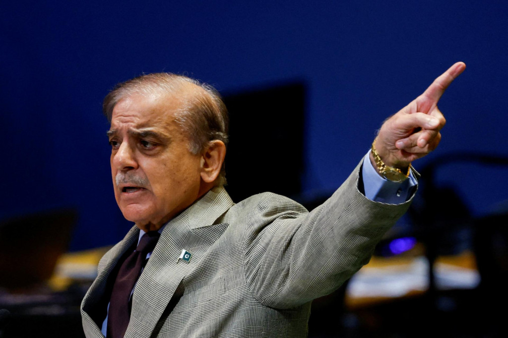 Pakistansk&yacute; premi&eacute;r &Scaron;&aacute;hb&aacute;z &Scaron;ar&iacute;f. FOTO: REUTERS