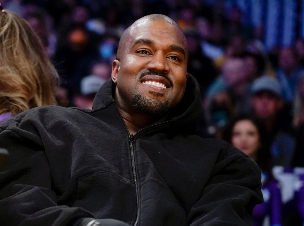 Na arch&iacute;vnej sn&iacute;mke americk&yacute; raper Kanye West. FOTO: TASR/AP