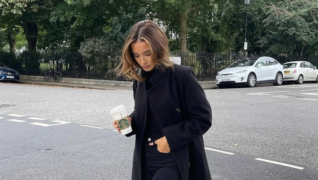 Jednoduch&yacute; trik s vlasmi a celkov&yacute; dojem je extr&eacute;mne &scaron;t&yacute;lov&yacute;.