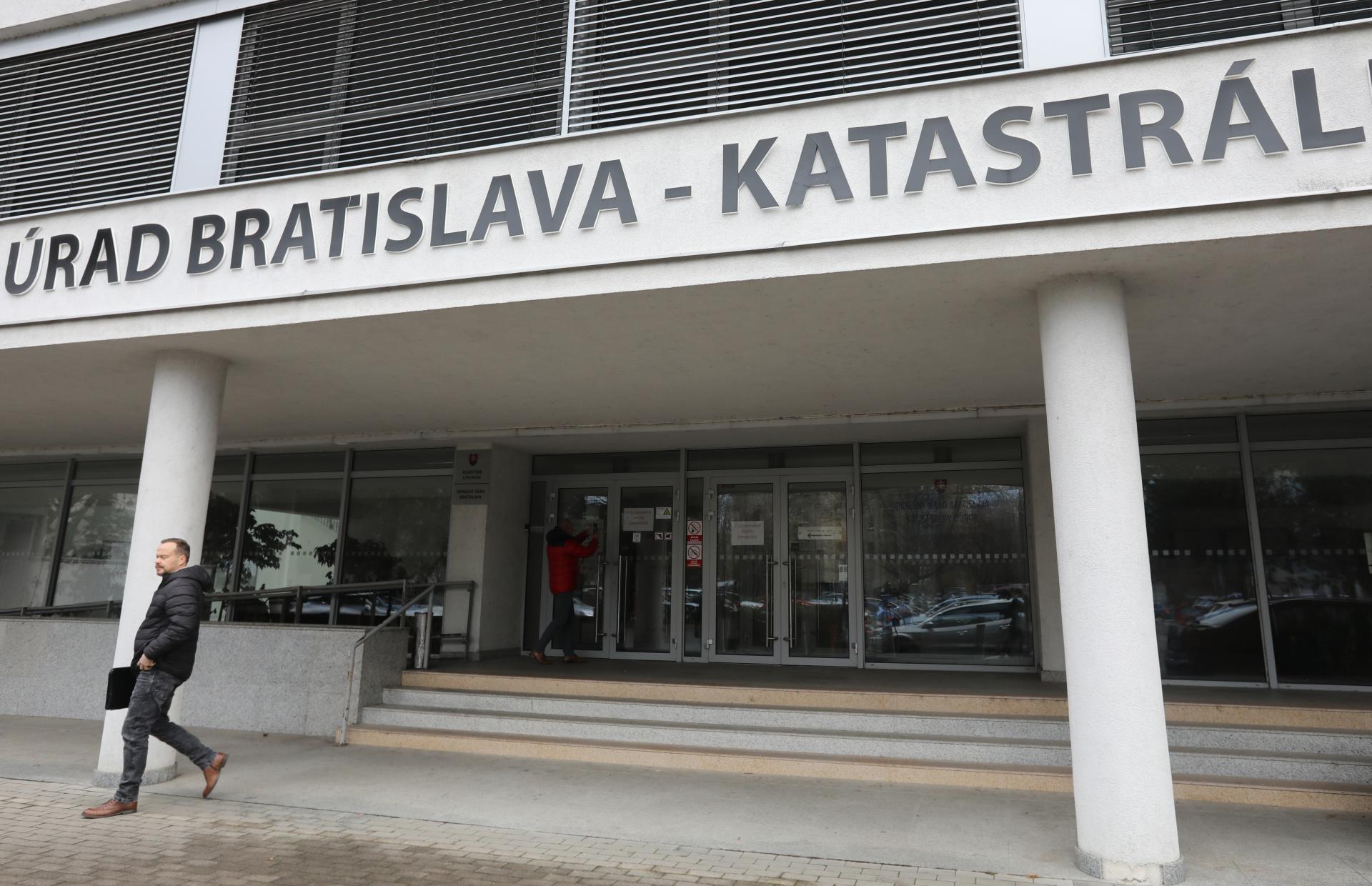 Zmeny v prístupe k údajom na katastri: Koho sa dotknú najviac a odkedy majú platiť