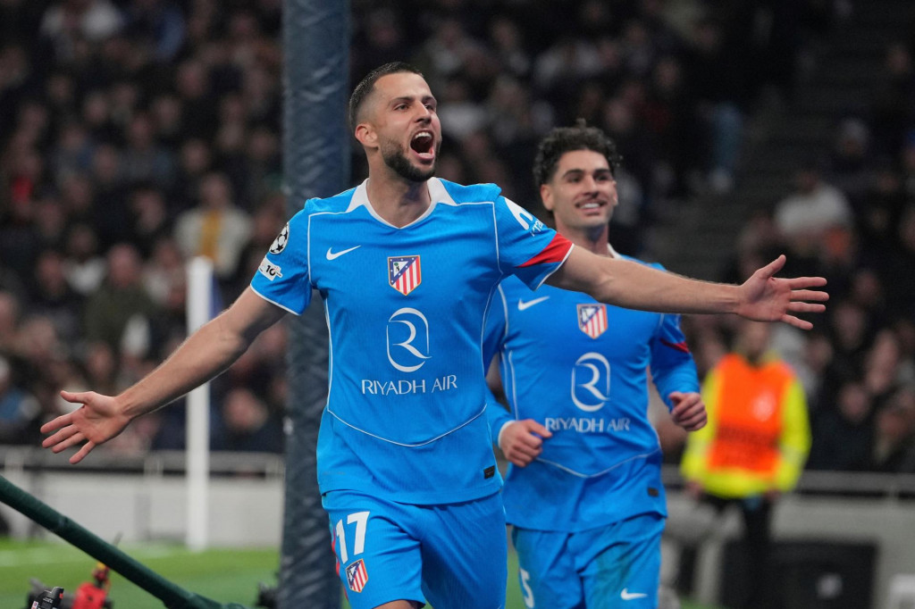 D&aacute;vid Hancko sa te&scaron;&iacute; z g&oacute;lu počas odvety osemfin&aacute;le Ligy majstrov proti t&iacute;mu Tottenham Hotspur. FOTO: TASR/AP