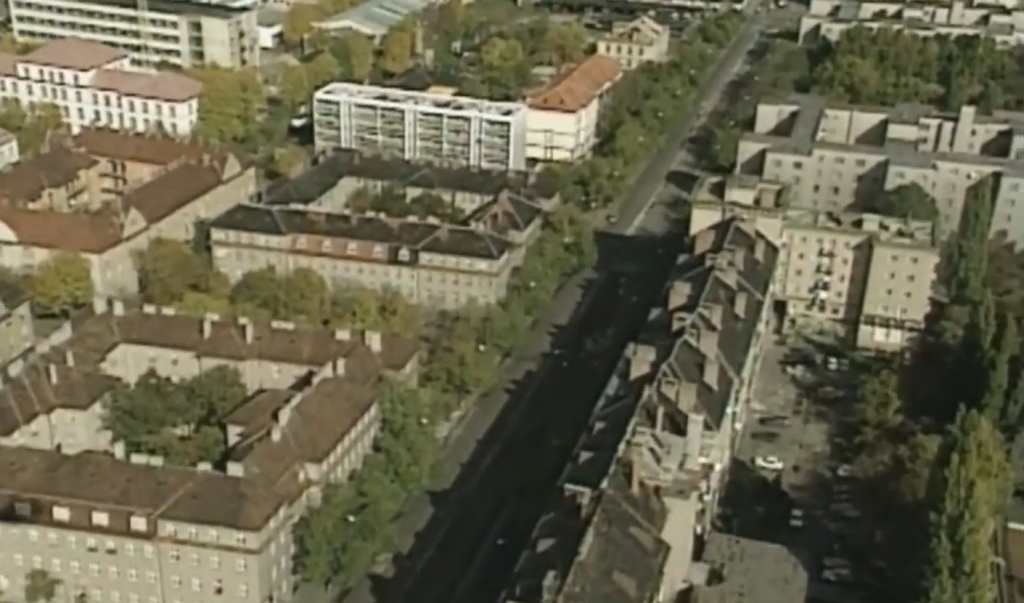 Takto vyzerala Bratislava pred developersk&yacute;m rozmachom (1993).