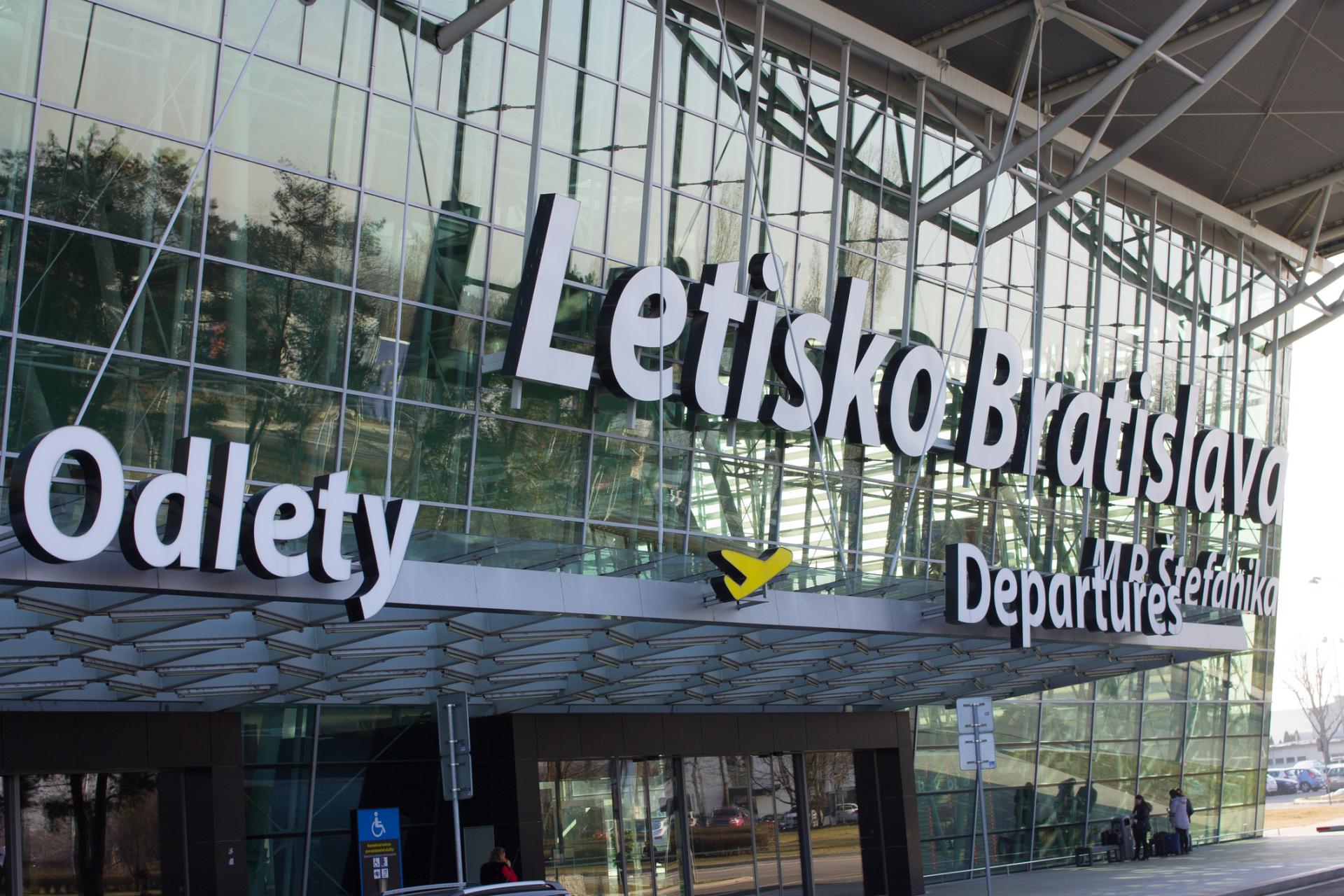 Ryanair zrušil lety aj z Bratislavy, dôvodom je štrajk dispečerov v Taliansku