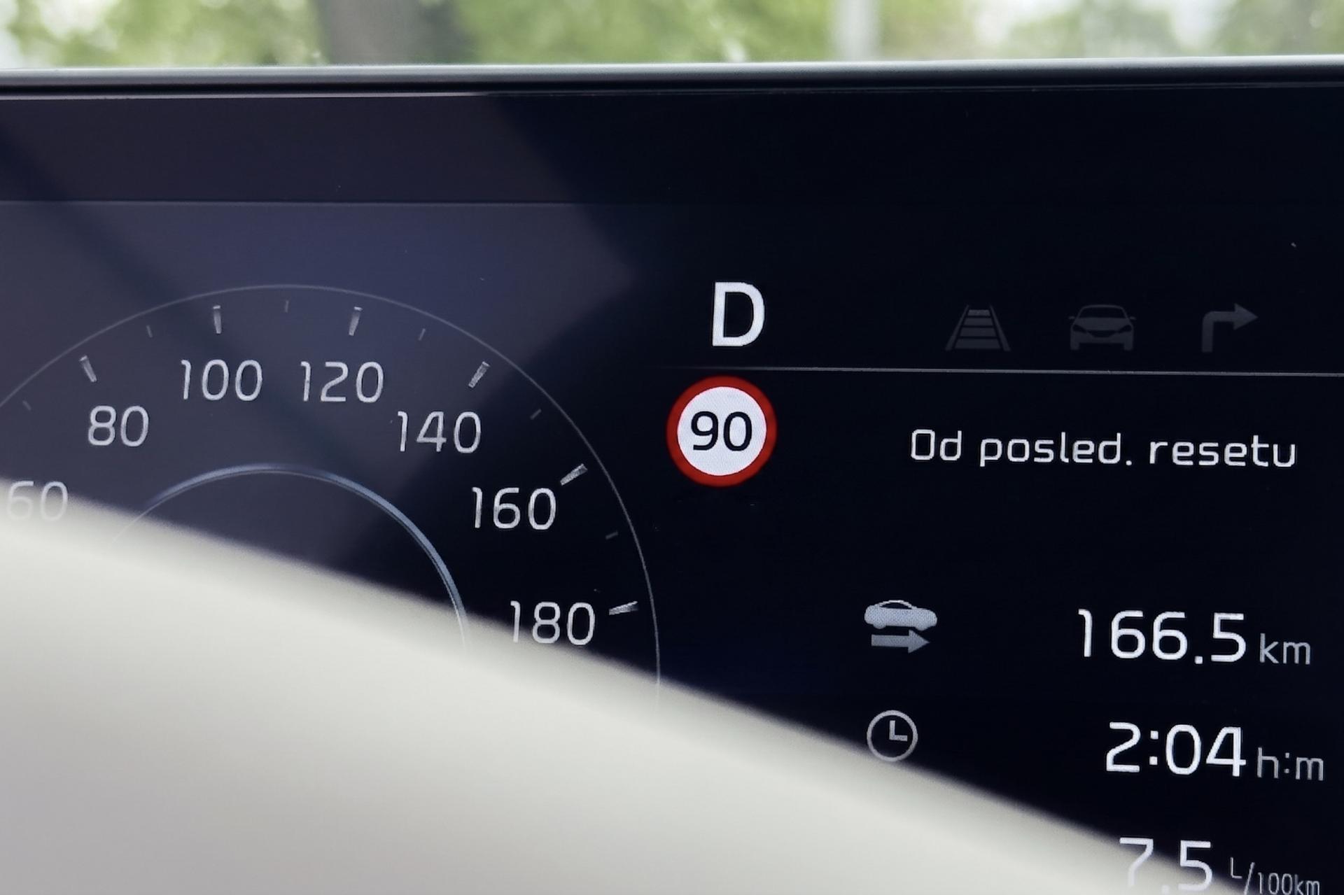 „Vyhadzov“ aj za vypnutých asistentov: Brusel plánuje rozšíriť kontroly na STK