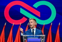L&iacute;der strany Tisza P&eacute;ter Magyar. FOTO: Reuters