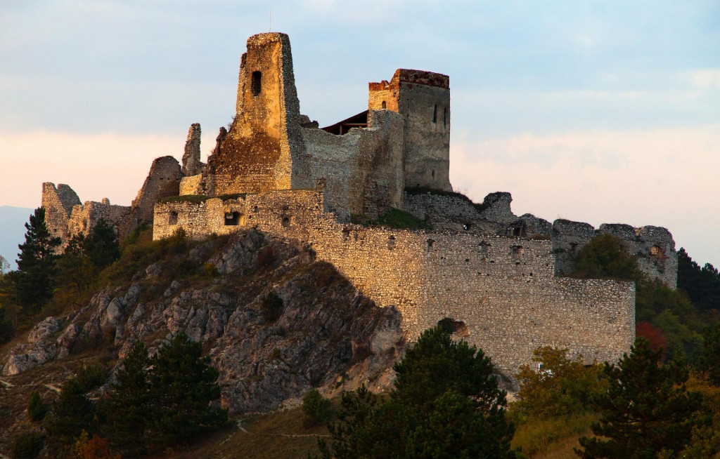 Čachtick&yacute; hrad. FOTO: Dreamstime