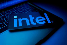 Hlavn&yacute;m motorom rastu firmy Intel je s&eacute;ria strategick&yacute;ch partnerstiev a jej geopolitick&yacute; v&yacute;znam. FOTO: Reuters