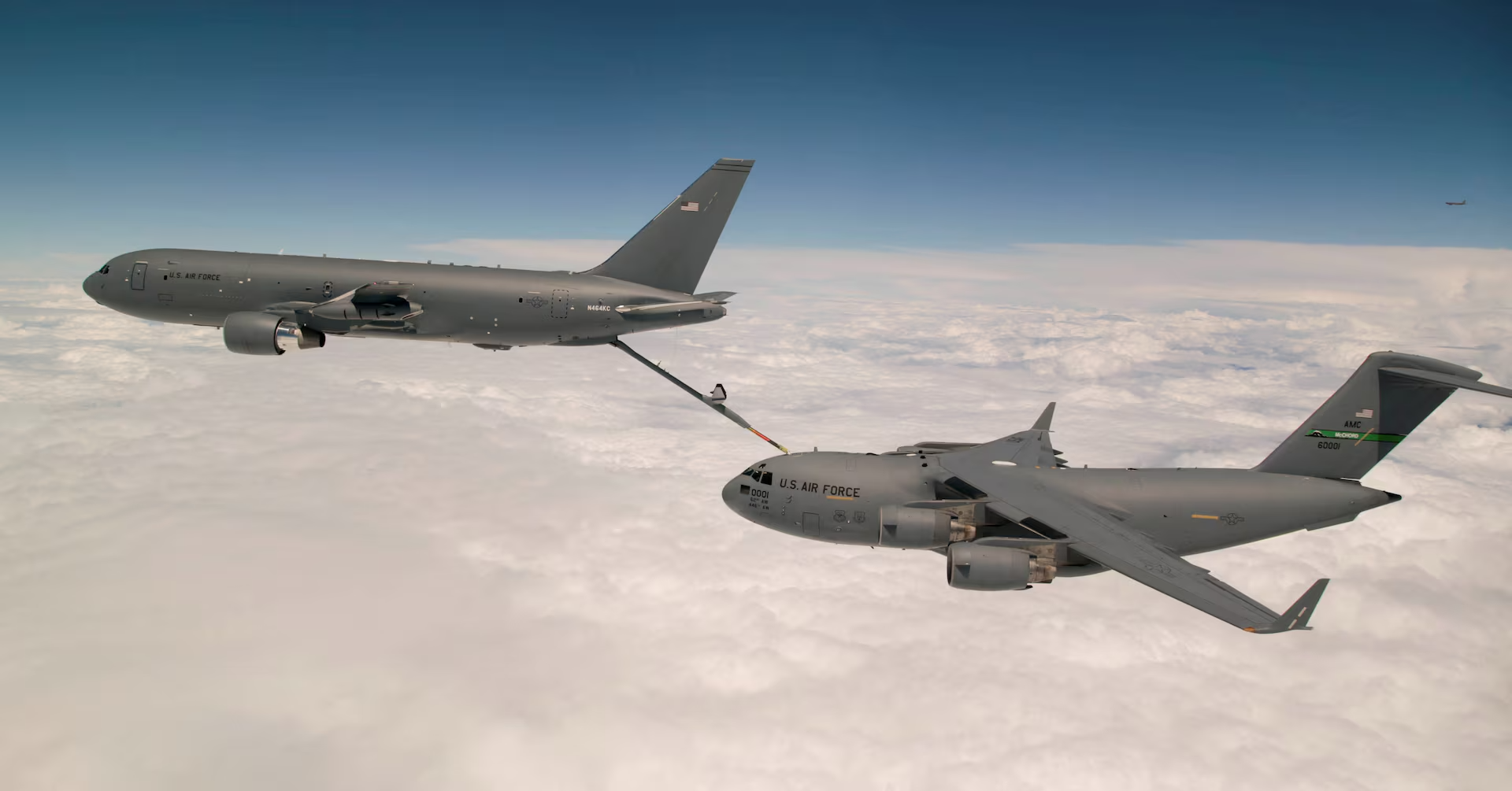 Irán odhalil slabinu USA: lietajúce benzínky. Vo vojne proti Číne sa črtá veľký problém