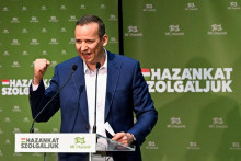 &Scaron;&eacute;f krajne pravicov&eacute;ho maďarsk&eacute;ho hnutia Na&scaron;a vlasť L&aacute;szl&oacute; Toroczkai. FOTO: Reuters