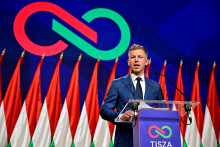 Bud&uacute;ci maďarsk&yacute; premi&eacute;r P&eacute;ter Magyar. FOTO: Reuters