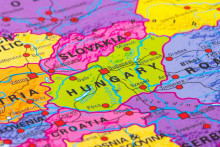 Niektor&eacute; slov&aacute; z maďarčiny s&uacute; n&aacute;m bliž&scaron;ie, ako by sme čakali. FOTO: Dreamstime