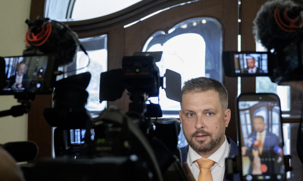 Na sn&iacute;mke minister zdravotn&iacute;ctva Kamil &Scaron;a&scaron;ko. FOTO: TASR/Martin Baumann