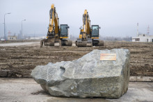 Zvolanie mimoriadneho zasadnutia v&yacute;boru žiadalo opozičn&eacute; KDH pre neistotu vo veci financovania nemocn&iacute;c.