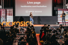 Vyraz na festival, hrad aj hackathon.