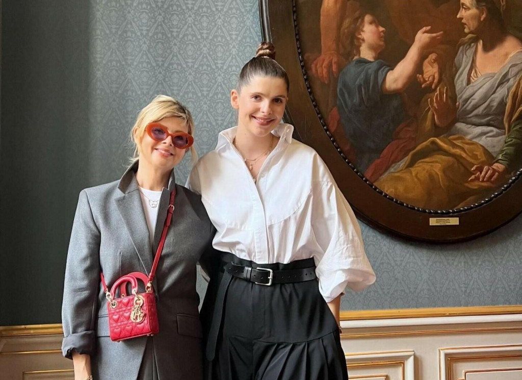 Soňa M&uuml;llerov&aacute; a dc&eacute;ra Ema.