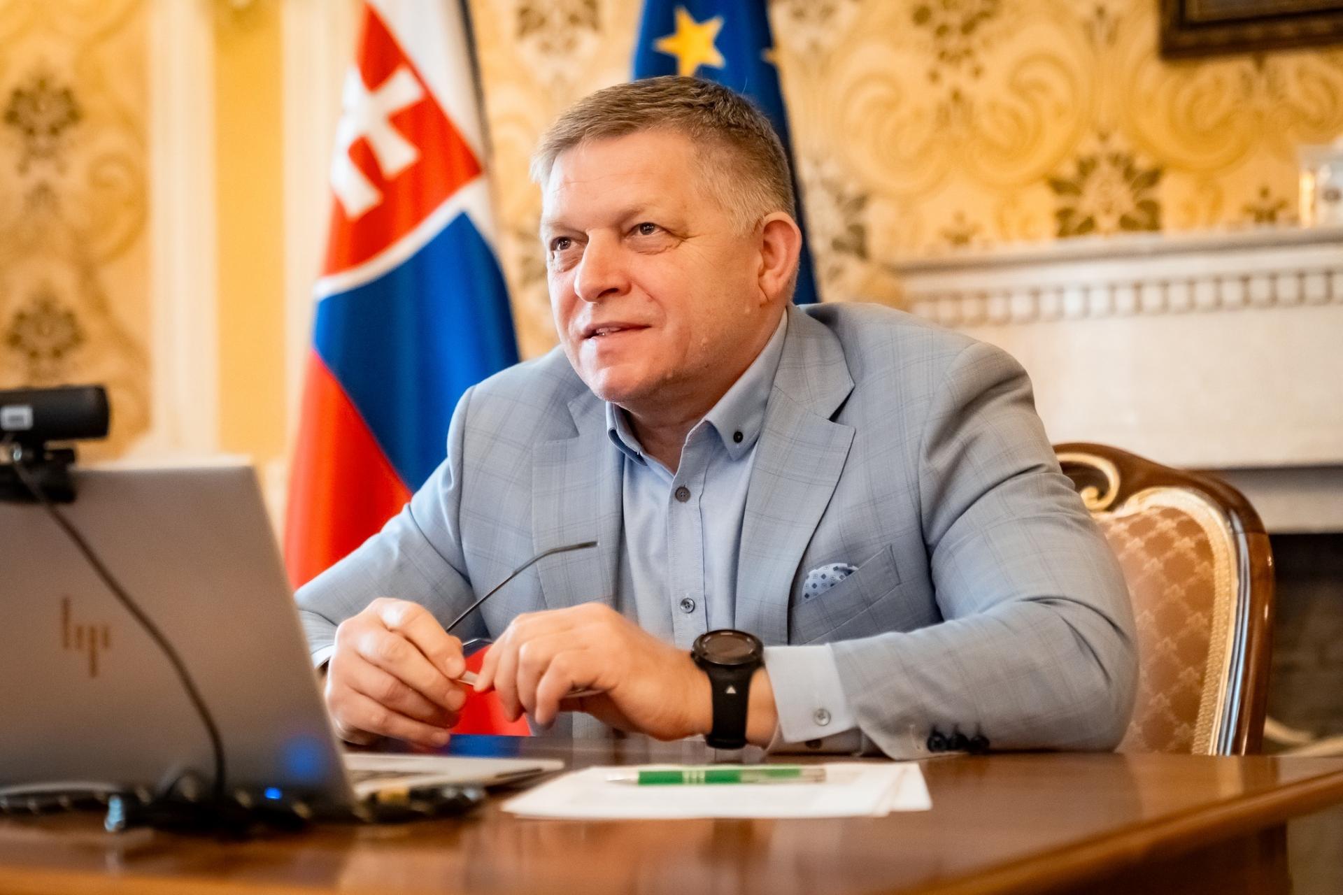 Fico ponúkol kapacity Slovenska pri odmínovaní pobrežia Hormuzského prielivu