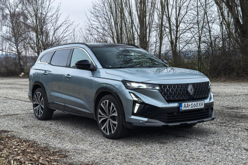 Renault Espace E-Tech 200 Iconic